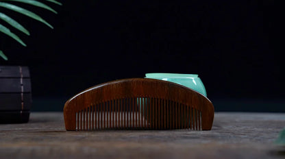 Wood Comb with Fine Tooth Natural Green Sandalwood Comb 13-16CM Anti-Static Sandalwood Scent Detangler Wooden Comb