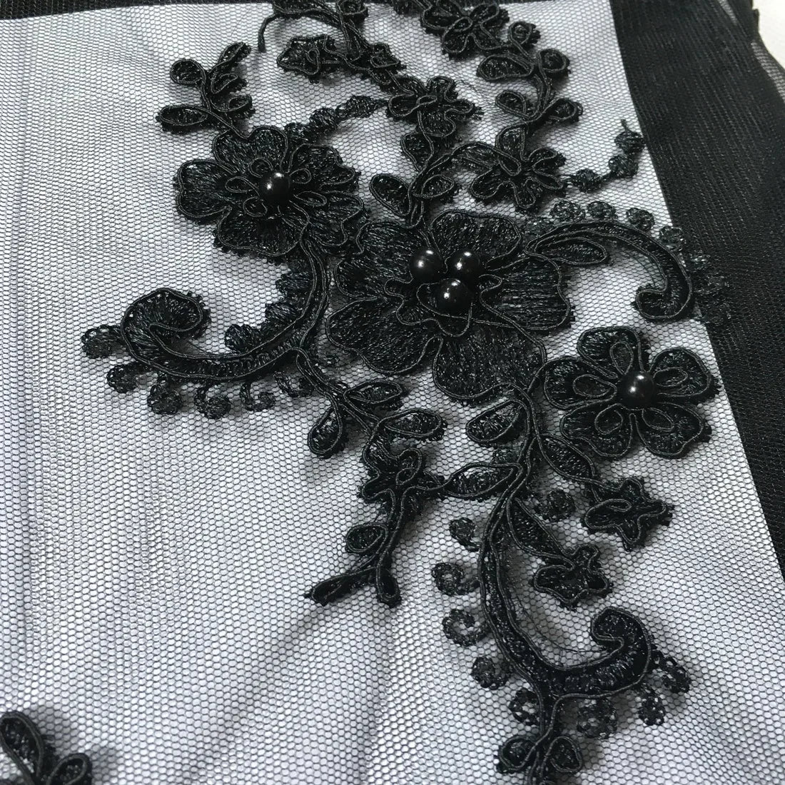 White African Lace Fabric 2025 Embroidered Nigerian Lace Fabric High Quality Cord lace French Tulle Fabric Wedding L-W006A