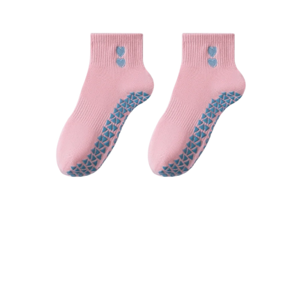 Pilates Socks with Grips for Women Cute Yoga Grip Socks Non Slip Cotton Ankle Sock for Yoga Barre Ballet