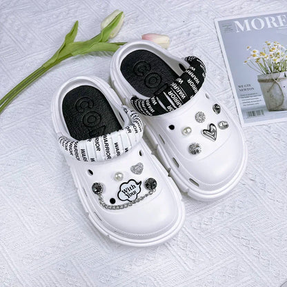 Fashion Charms Clogs New Arrival Thick Sole Outdoor Women Slippers High Quality Summer Beach Sandals For Girls