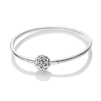 925 Sterling Silver Charm Bracelet - Leaf, Clover, Butterfly & Heart Design | 17-20cm Adjustable