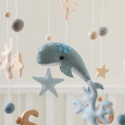 Newborn Baby Rattles Toys 0-12 Months Soft Felt Whale Bed Bell Infant Mobile Crib Hanging Musical Carousel Toy Boys Girls Gift