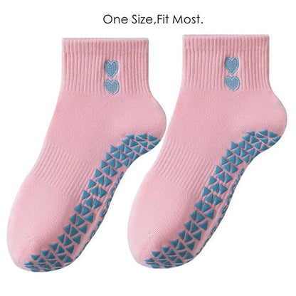 Pilates Socks with Grips for Women Cute Yoga Grip Socks Non Slip Cotton Ankle Sock for Yoga Barre Ballet