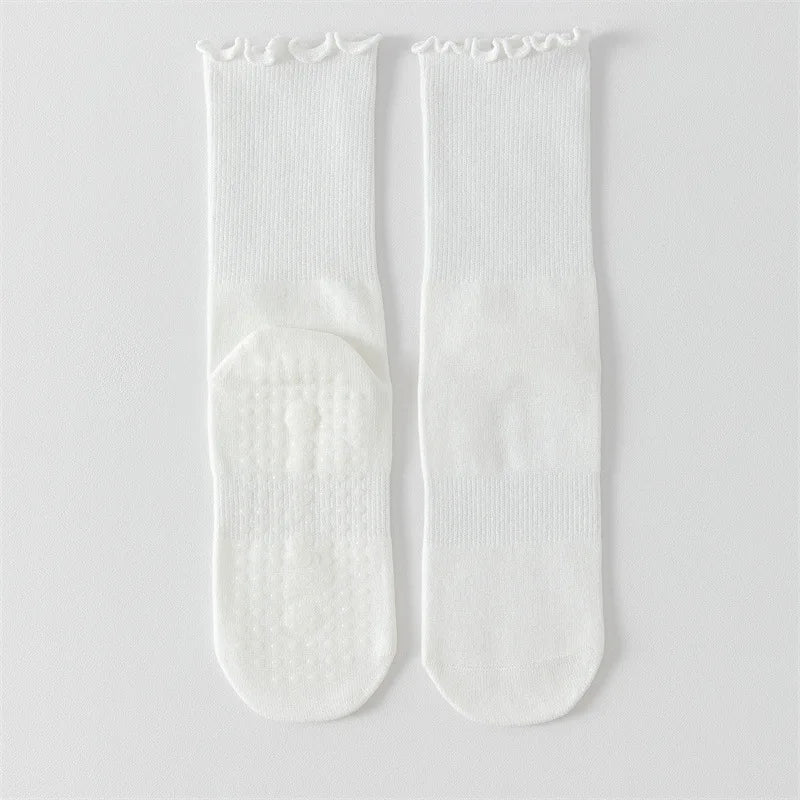 Yoga socks, boneless mid tube socks, sports anti slip thin fit, fitness Pilates combed cotton women's socks