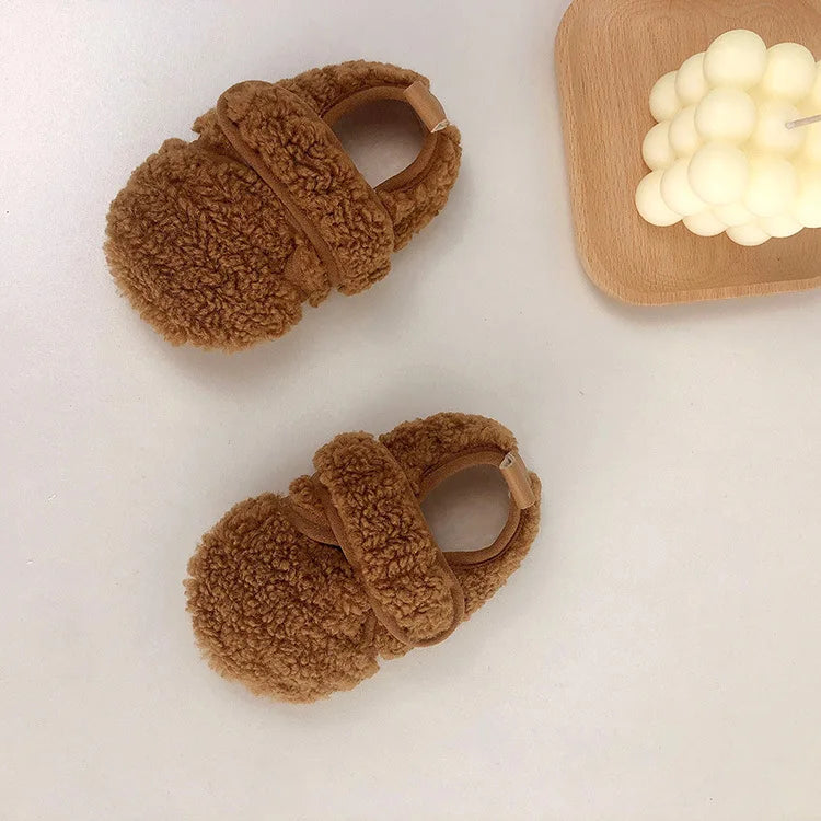 New Walkers Spring Fashion Anti Slip Baby Girl Shoes Flat Soft Lightweight Baby Shoe Versatile Warm Classic Fur Shoe 유아 겨울신발
