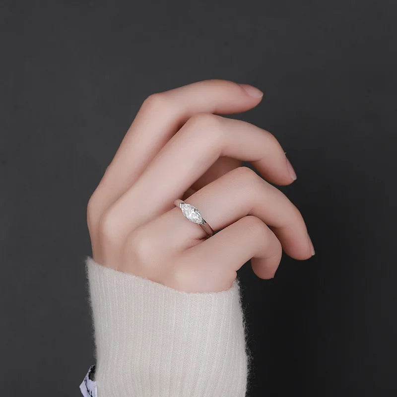 BXINY 1CT Marquise Cut Moissanite Ring S925 Silver Plate 18K Gold for Women Solitaire Diamond Wedding Band Gift Jewelry with GRA