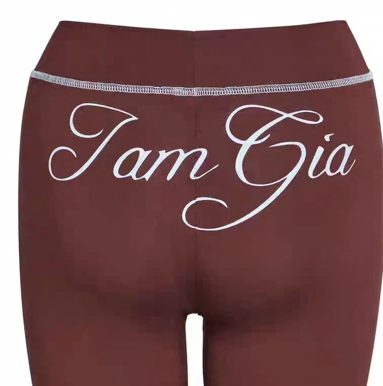 Herren-Set aus Kapuzenjacke mit Reißverschluss und Shorts – Sportbekleidung mit Buchstabenprint