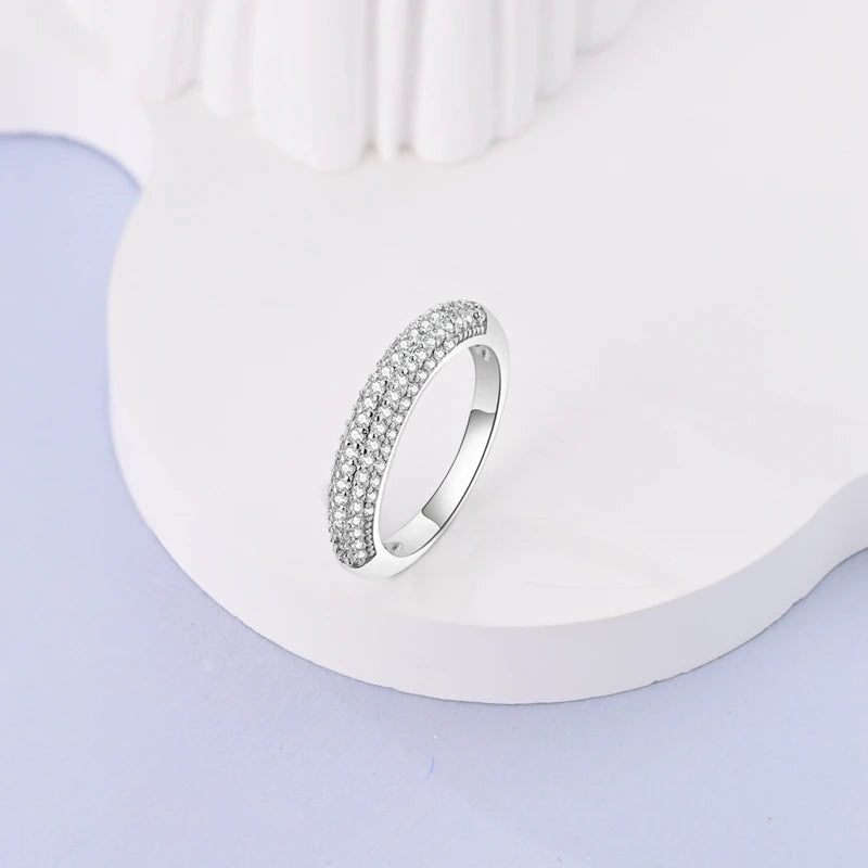 925 Sterling Silver Sparkling Zircon Ring - Classic Stackable Wedding Band for Women