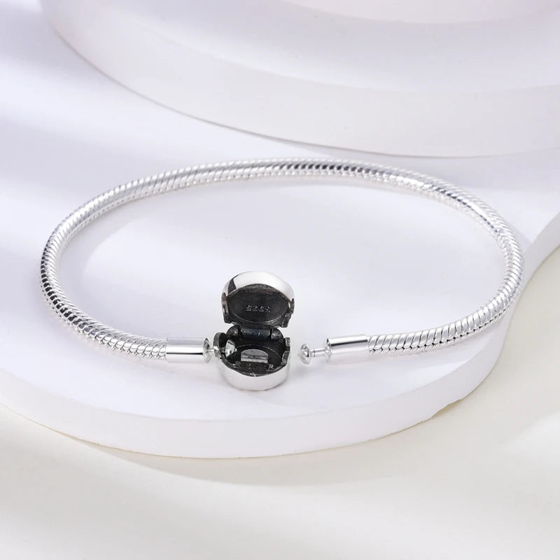 925 Sterling Silver Charm Bracelet - Leaf, Clover, Butterfly & Heart Design | 17-20cm Adjustable