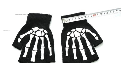 1pair New 5-11T Kids Halloween Skeleton Skull Half Finger Luminous Punk Gloves Winter Skull Fingerless Black Mitten
