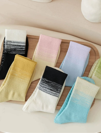 New Non-Slip Yoga Pilates Socks Gradient Color Silicone Grips Mid-Calf Socks Breathable Combed Cotton Sports Dance Socks Women