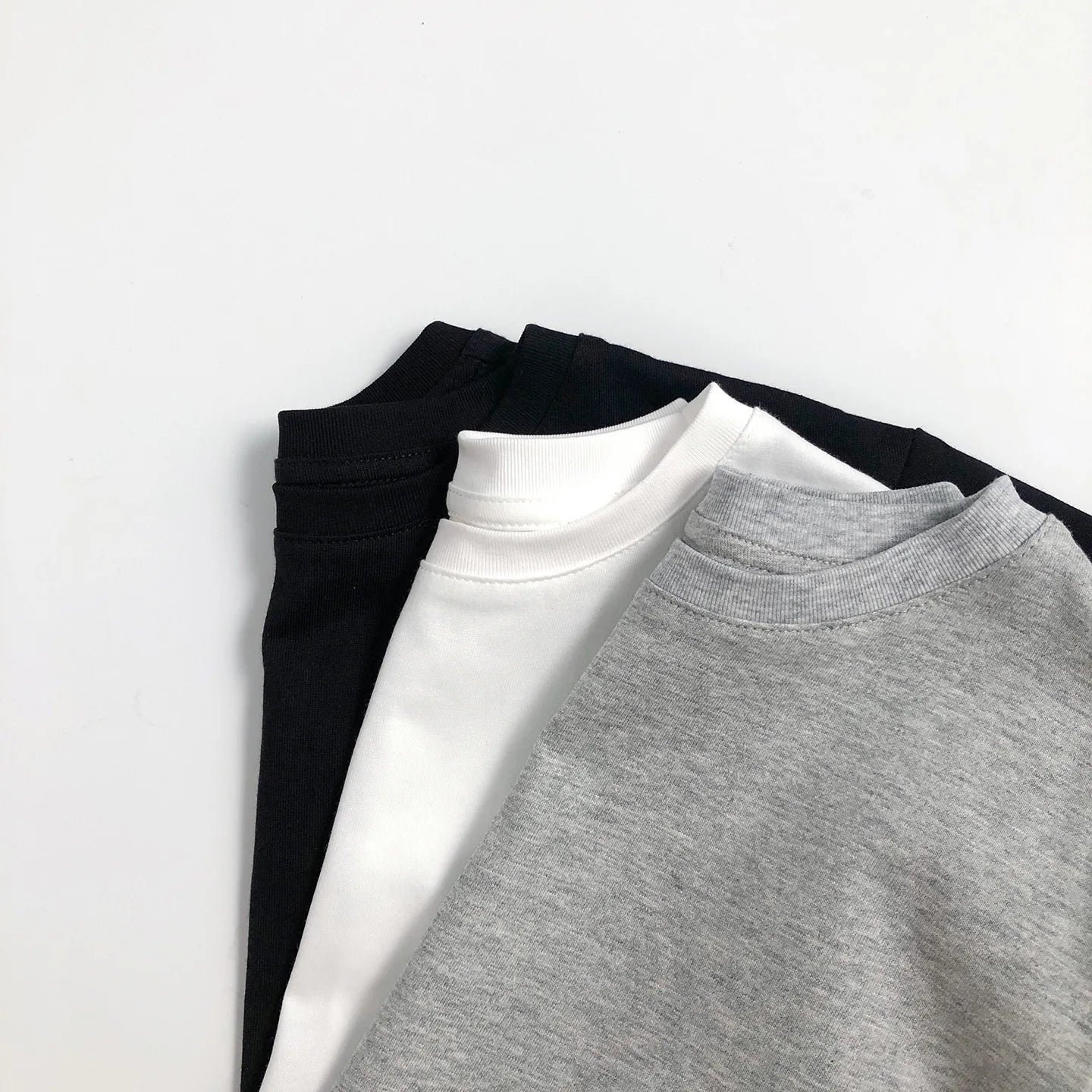 2025 Kids Clothes Solid Color Casual Long Sleeve T-Shirt 2-7Y Boys Girls Cotton Loose Basic Tee Children's Soft Undershirt Top