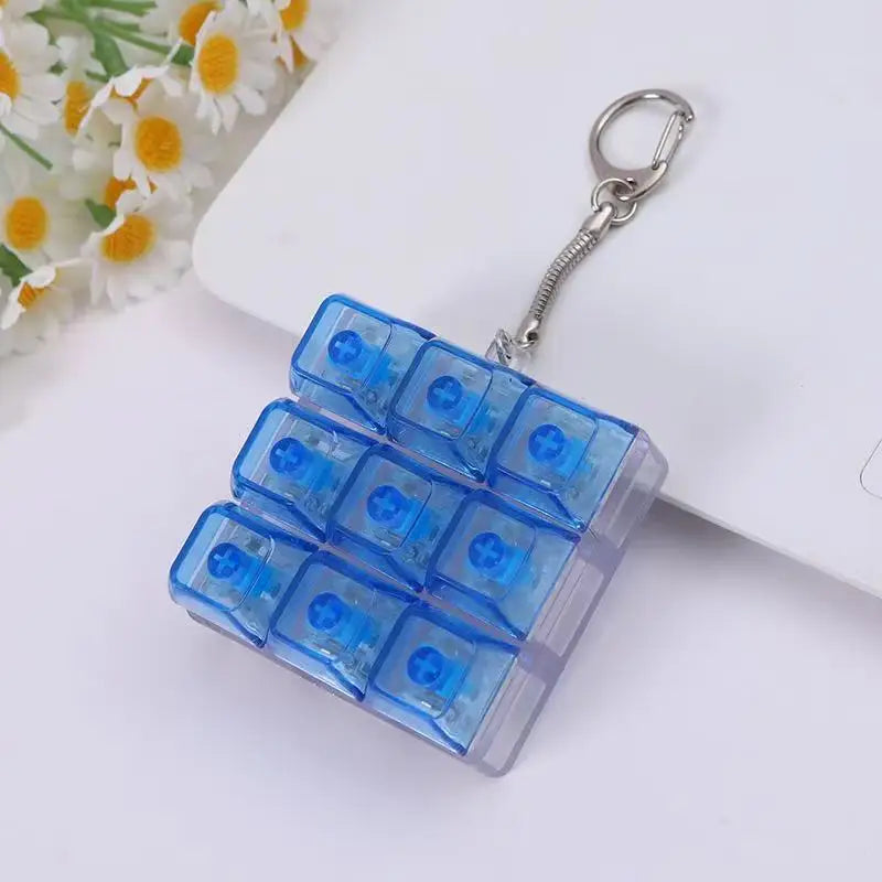 9-in-1 Keyboard Keychain Fidget Toy Decompression Button Finger Clicker Toys Stress Relief Keyboard Fidget Sensory Toys for kids