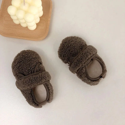 New Walkers Spring Fashion Anti Slip Baby Girl Shoes Flat Soft Lightweight Baby Shoe Versatile Warm Classic Fur Shoe 유아 겨울신발