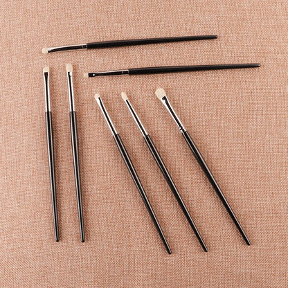 1pc White Pony Hair Eyeshadow Makeup brushes Small Smudge Precision Crease Detail Bevel Eye Shadow Make up brush Liner Lip
