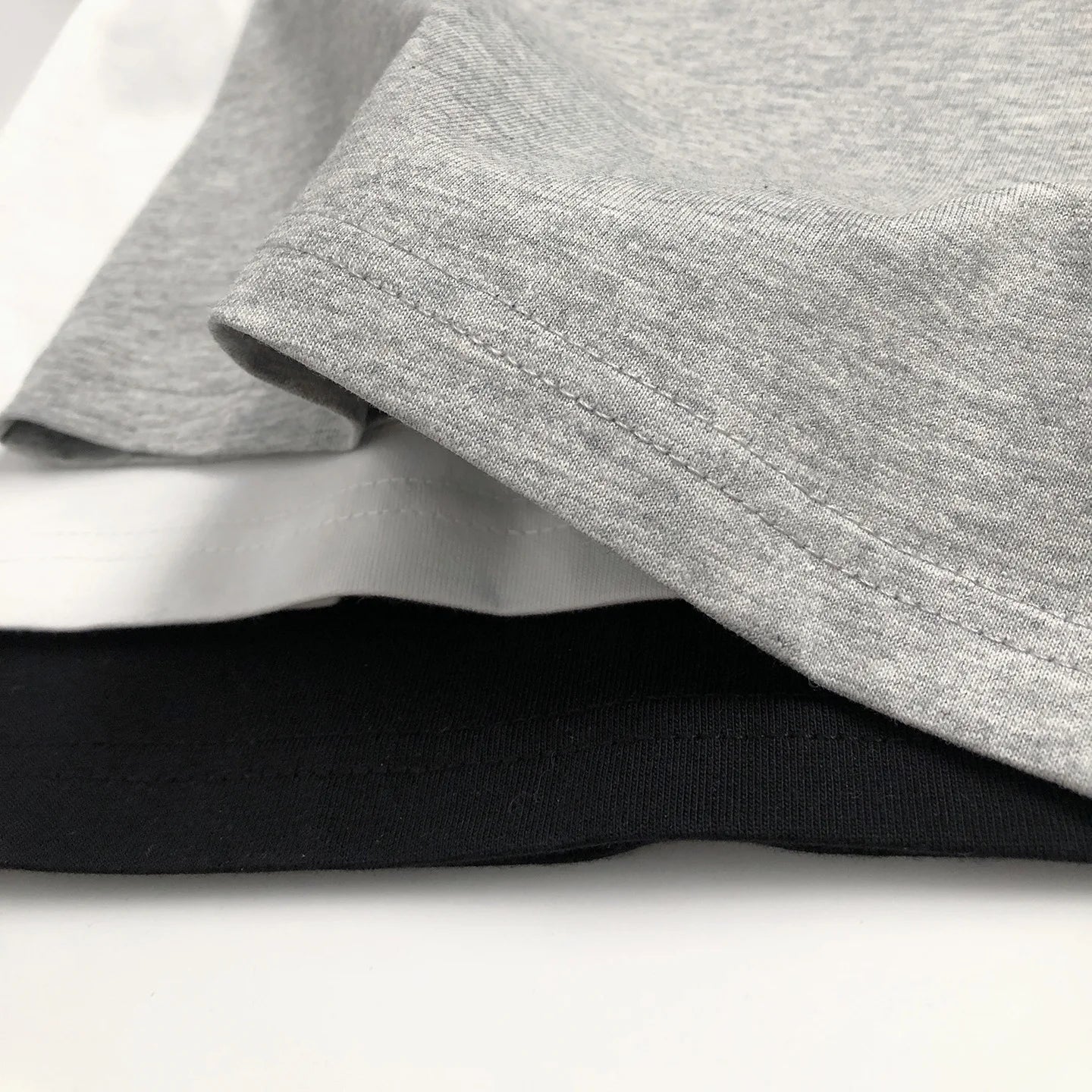 2025 Kids Clothes Solid Color Casual Long Sleeve T-Shirt 2-7Y Boys Girls Cotton Loose Basic Tee Children's Soft Undershirt Top