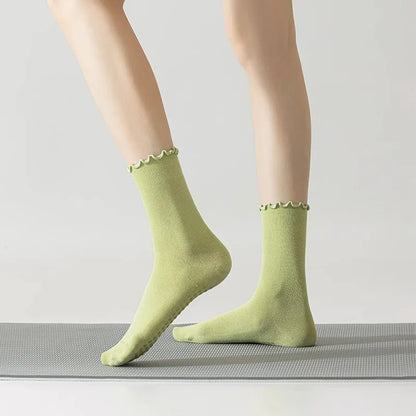Yoga socks, boneless mid tube socks, sports anti slip thin fit, fitness Pilates combed cotton women's socks