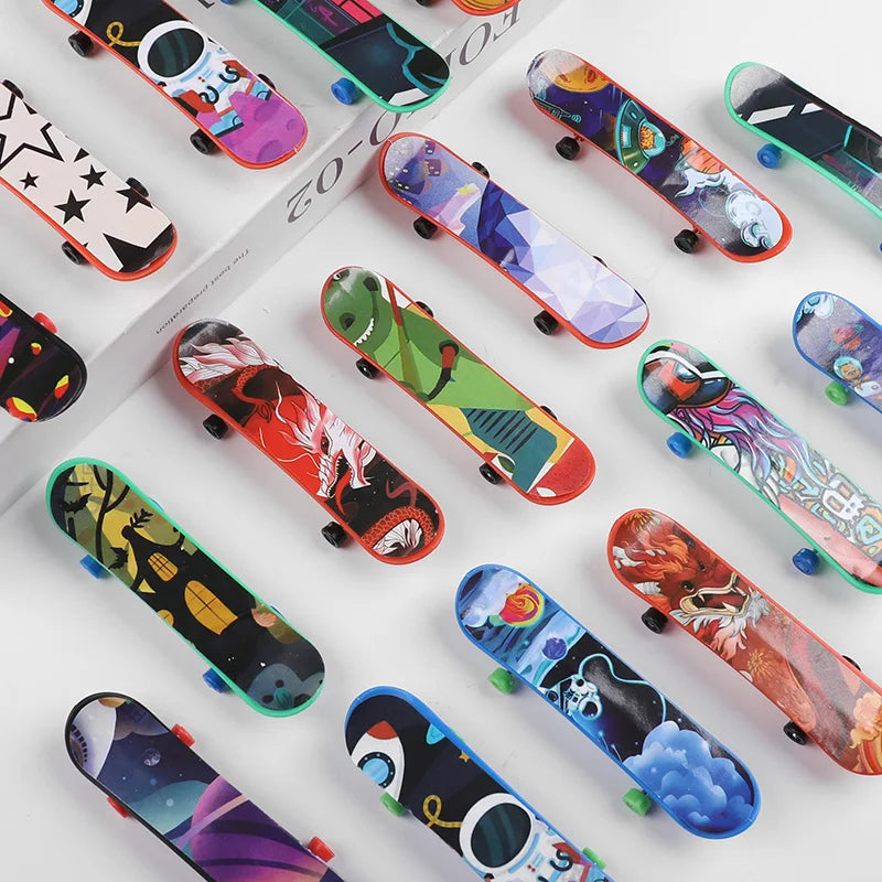5-30pcs Finger Skateboard Toys Creative Fingertip Fingerboards Kids Boys Birthday Party Favors Goody Pinata Fillers School Gift