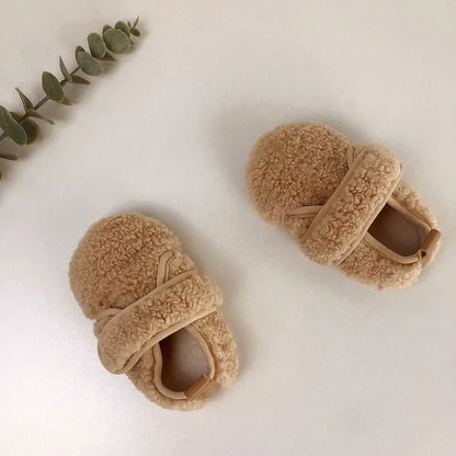 New Walkers Spring Fashion Anti Slip Baby Girl Shoes Flat Soft Lightweight Baby Shoe Versatile Warm Classic Fur Shoe 유아 겨울신발