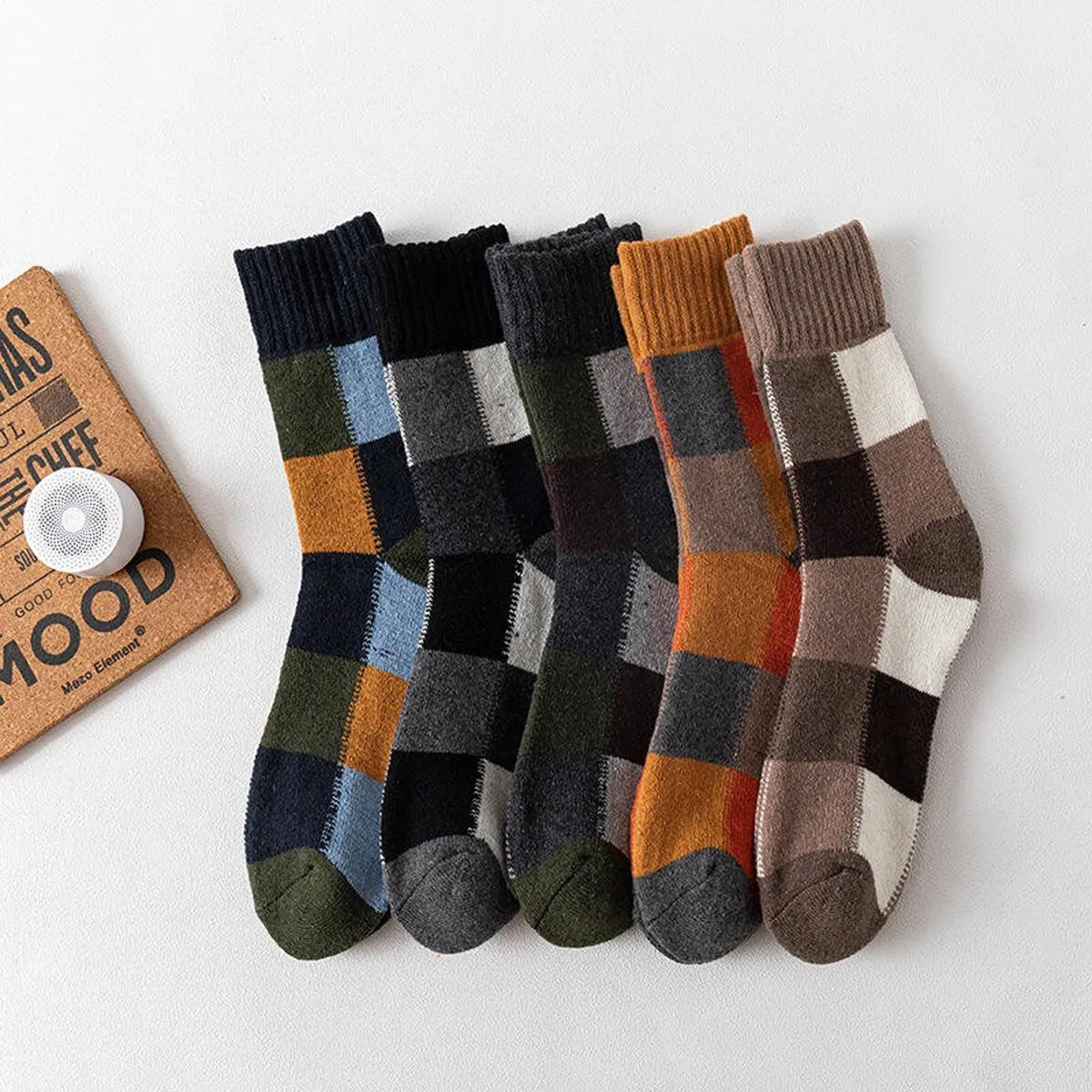 5 Pairs Winter Men's Thicken Sheep's Wool Socks - Warm & Retro | Colorful Fashio