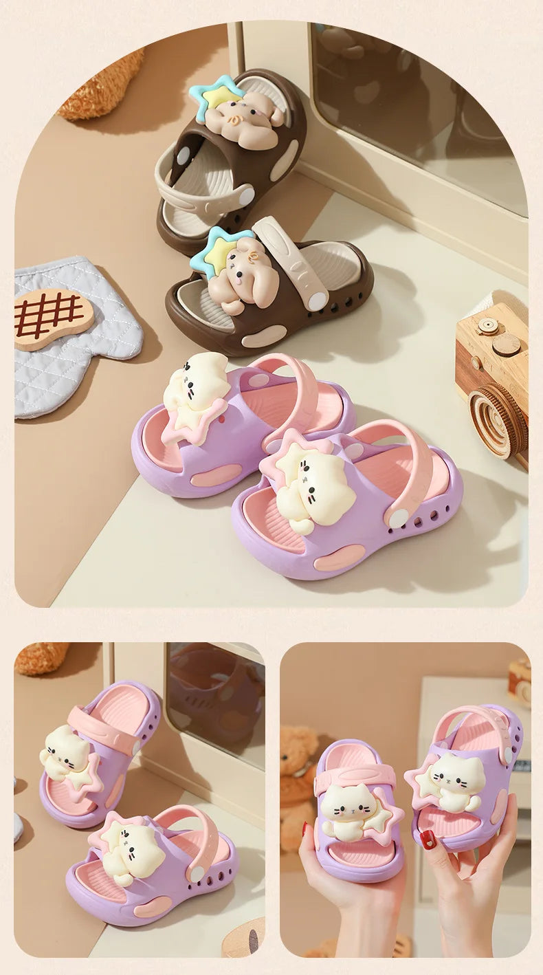 Children's Flip Flops, Anti Slip and Lightweight, Children's Hole Shoes, Soft Soled Cartoon Beach Shoes for Boys and Girls