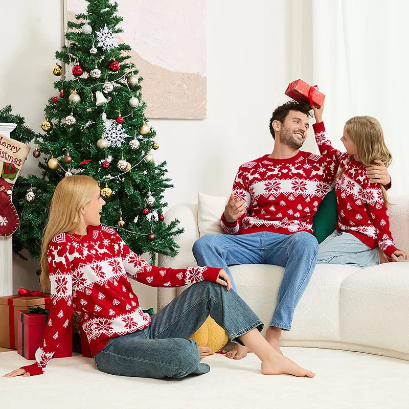 Christmas Family Matching Sweaters Full Sleeve Allover Print Knitwear Casual Soft Knitted Jumpers Adults Kids Pullover Xmas Look