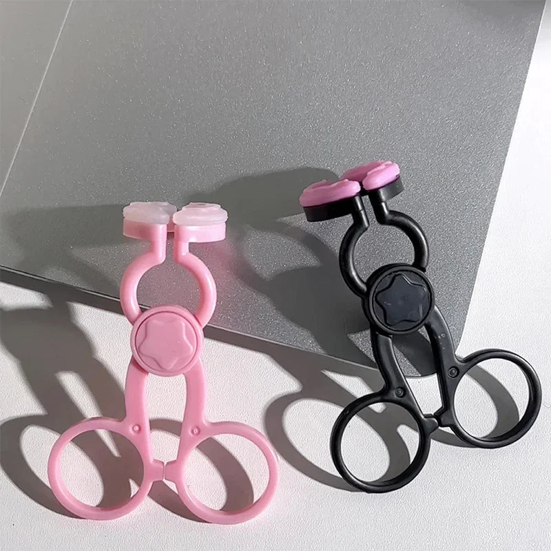 Novice contact lens remover, eyelid support tool, contact lens assistant tool, portable eye expander for wearing