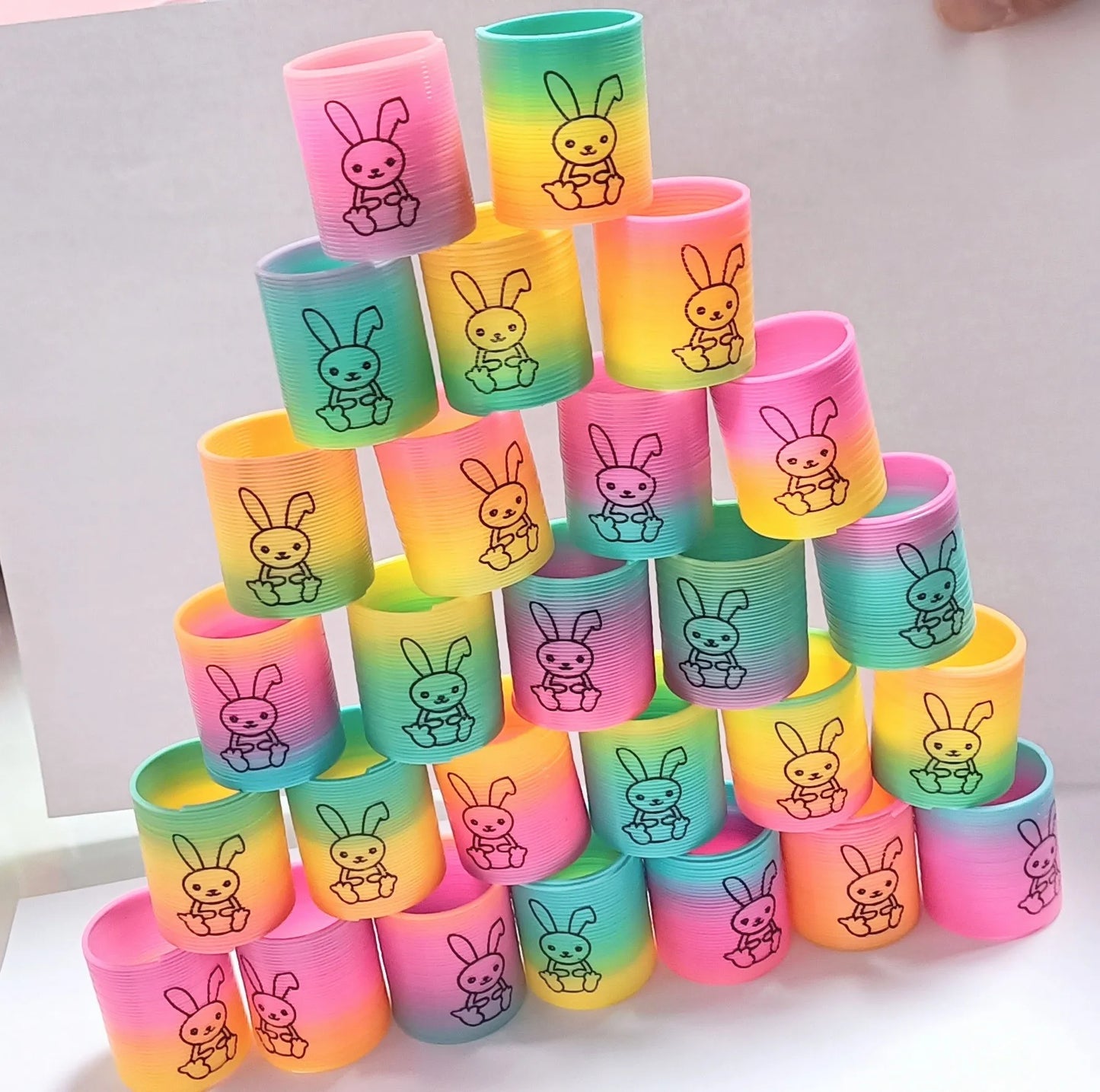 10/30PCS Rainbow Magic Spring Round Toys Gradient Fingertip Coil Fun Children's Toys Party Gifts