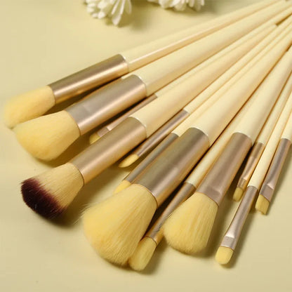 13 Piece Professional Makeup Brush Set with Case - Synthetic Hair Cosmetic Brushes for Eye Shadow, Foundation & Blush