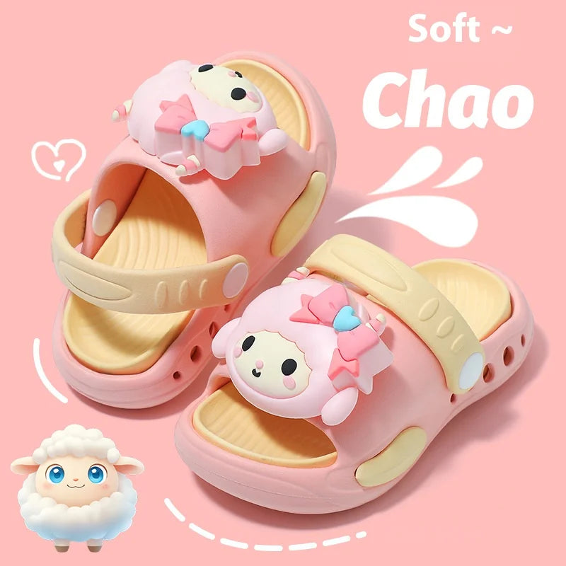 Children's Flip Flops, Anti Slip and Lightweight, Children's Hole Shoes, Soft Soled Cartoon Beach Shoes for Boys and Girls