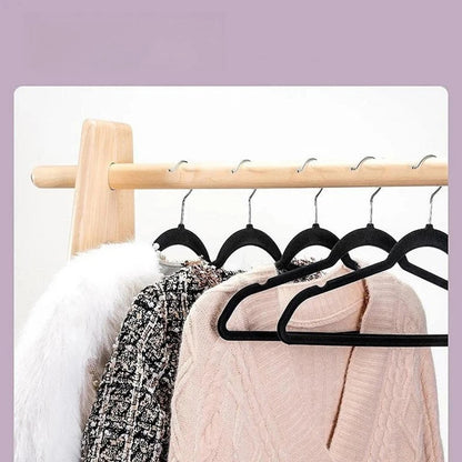 Non-Slip Suit Hanger, Velvet Prevents Movement and Slippage, Slim and Durable, Maximizes Wardrobe Space, Black/Gray - Pack of 20