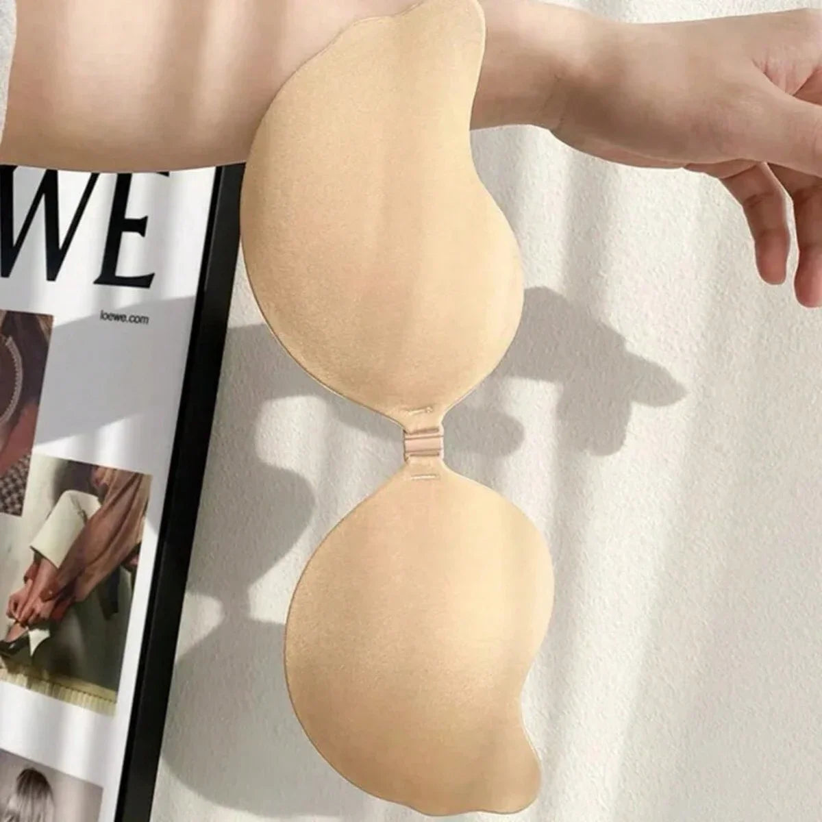 FINETOO Invisible Silicone Bra - Strapless Adhesive Push Up Bra for Women