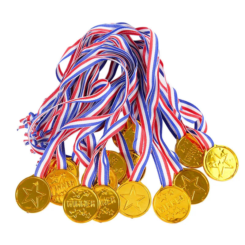30pcs Plastic Gold Award Children's Birthday Party Sports Game Award Toy Football Party Pinata Filler Children's Party Gift