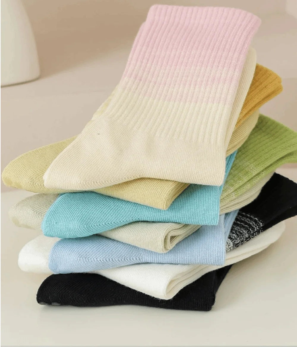 New Non-Slip Yoga Pilates Socks Gradient Color Silicone Grips Mid-Calf Socks Breathable Combed Cotton Sports Dance Socks Women