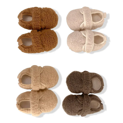 New Walkers Spring Fashion Anti Slip Baby Girl Shoes Flat Soft Lightweight Baby Shoe Versatile Warm Classic Fur Shoe 유아 겨울신발
