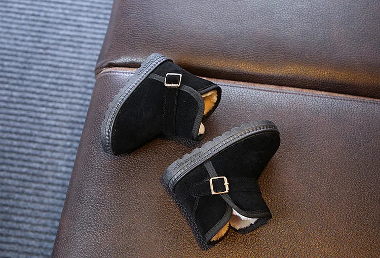 Kids Winter Slippers - Luxury Fur Lined Non-Slip Indoor Boots for Boys & Girls