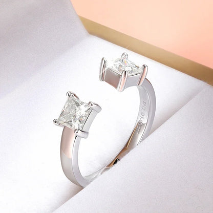 Smyoue 1CTTW 4.5mm Princess Cut Certified Moissanite Rings for Women Adjustable 100% 925 Sterling Silver Wedding Party Band Gift