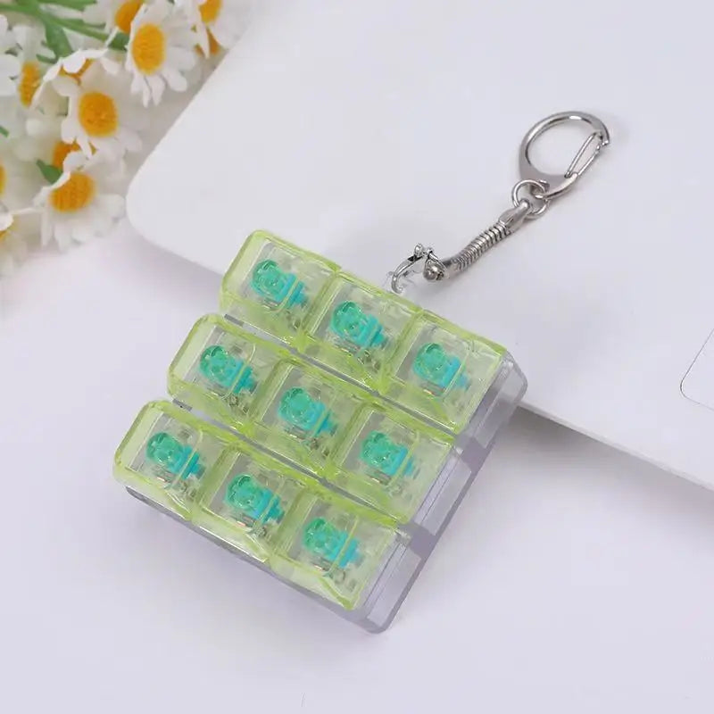 9-in-1 Keyboard Keychain Fidget Toy Decompression Button Finger Clicker Toys Stress Relief Keyboard Fidget Sensory Toys for kids