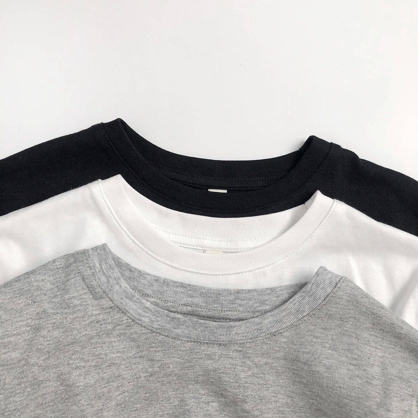 2025 Kids Clothes Solid Color Casual Long Sleeve T-Shirt 2-7Y Boys Girls Cotton Loose Basic Tee Children's Soft Undershirt Top