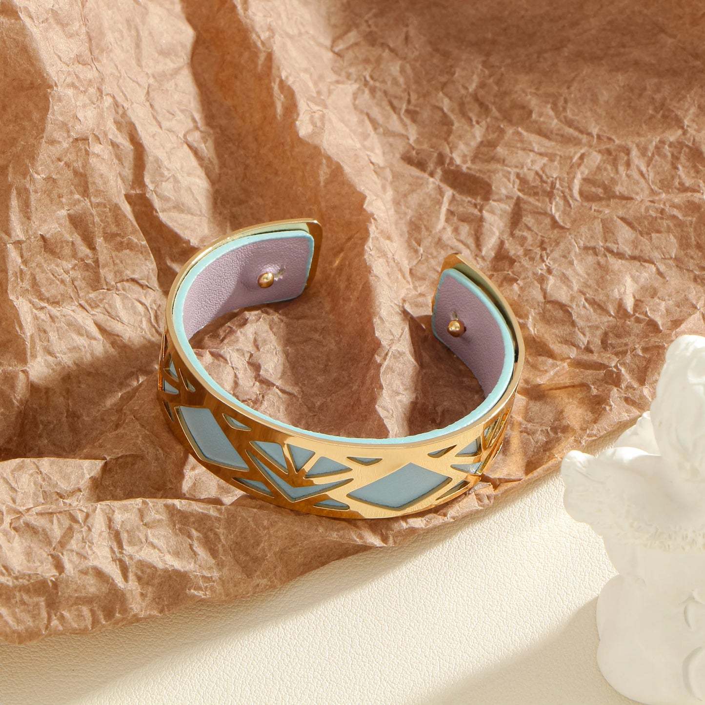 Hollow double-sided leather replaceable women's light luxury style golden jewelry gift banquet daily wear open bracelet