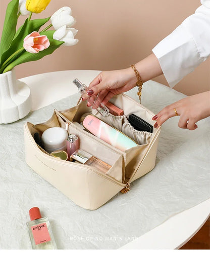 Large Capacity Cosmetic Bag Cosmetic Storage Bag PU Leather Portable Travel Toiletry Bag Women Cosmetic Bag Toiletries Organizer