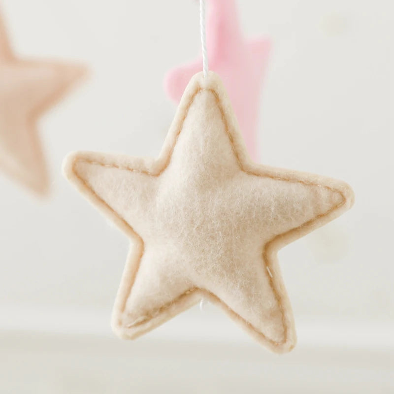 Wooden Crib Mobile Baby Bed Bell Rattle Toy Soft Felt Cartoon Bear Mobile Hanging Newborn Music Box Bed Bell Hanging Bracket Toy