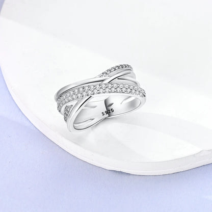 925 Sterling Silver Sparkling Zircon Ring - Classic Stackable Wedding Band for Women