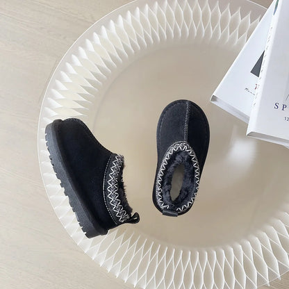 Kids Winter Slippers - Luxury Fur Lined Non-Slip Indoor Boots for Boys & Girls