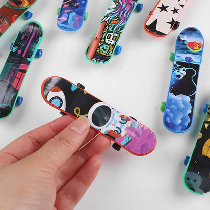 5-30pcs Finger Skateboard Toys Creative Fingertip Fingerboards Kids Boys Birthday Party Favors Goody Pinata Fillers School Gift
