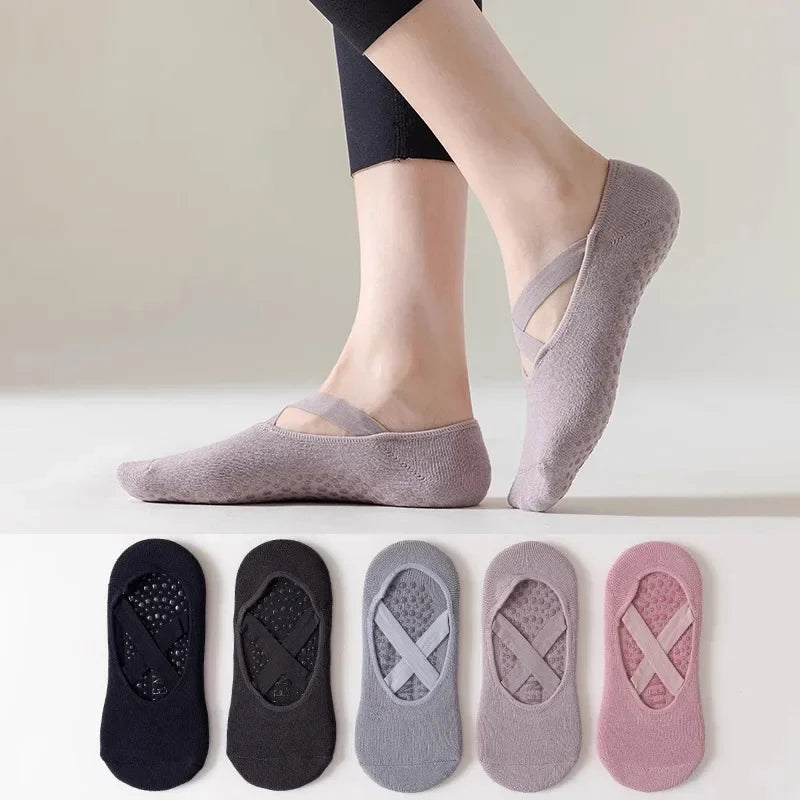1-5 Pairs of Women's Non-Slip Yoga Socks for Dance Pilates Gym Breathable Cotton No-Show Socks with Silicone Grip Indoor Workout