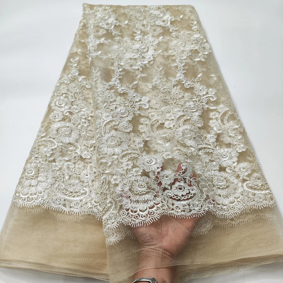White African Lace Fabric 2025 Embroidered Nigerian Lace Fabric High Quality Cord lace French Tulle Fabric Wedding L-W006A