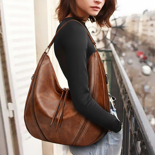 New Trend Retro Large Capacity Tote Shoulder Bag Tassel Hollow One-shoulder Casual Bag Women's Big Bag Casual Bag