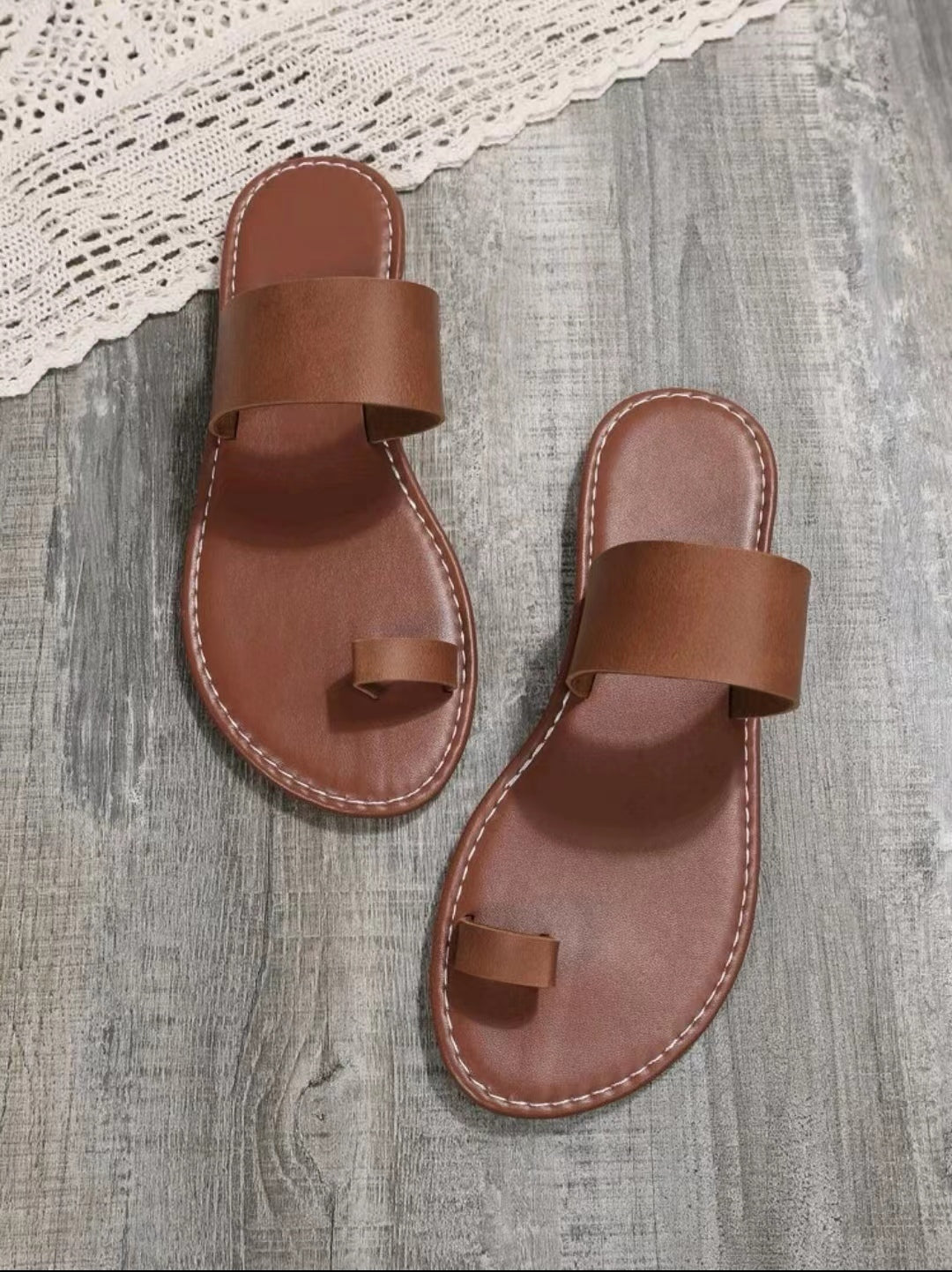 Women's Dark Brown Toe Loop Sandals - Comfortable Flat Slip-On Slides for Indoor & Outdoor Wear