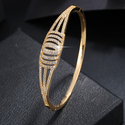 Fashion Hollow Out Inlaid Zircon Bracelet Simple Personality Creative Bracelet